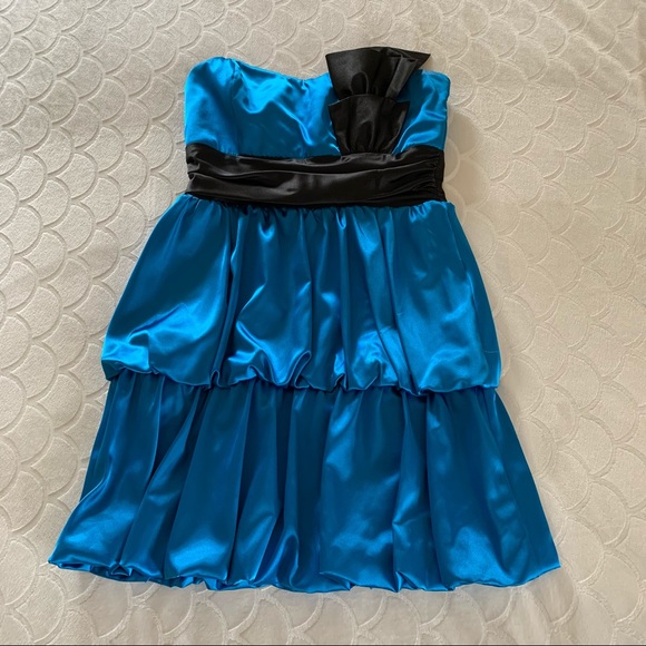 glam Dresses & Skirts - Glam Party Dress